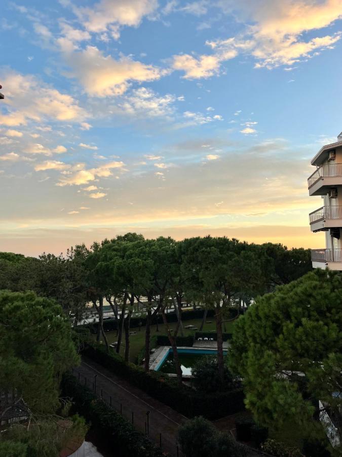 Residence Cristallo 4H 利尼亚诺萨比亚多罗 外观 照片